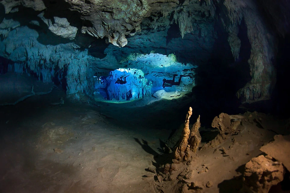Padre Nuestro Cave Dive